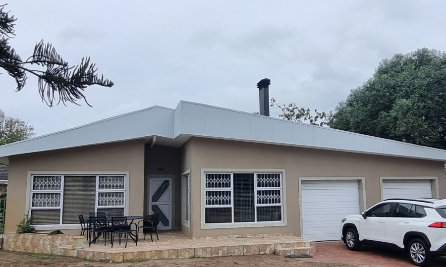 To Let 3 Bedroom Property for Rent in Soneike Western Cape